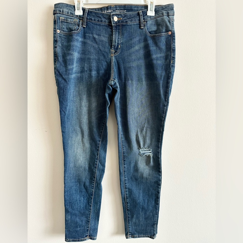 Petite Mid Rise Rockstar Skinny Jeans